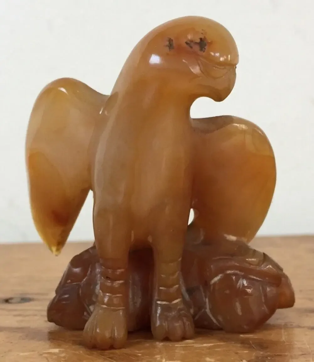 Vintage Agate Polished Marble Quartz Stone Handcarved Eagle Bird Figurine 2.25